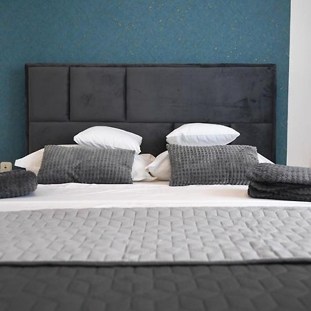 Apartment Linda Zadar Bagian luar foto